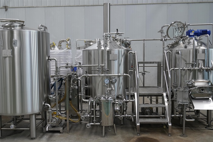 600L啤酒釀造設備-山東天泰啤酒設備項目案例