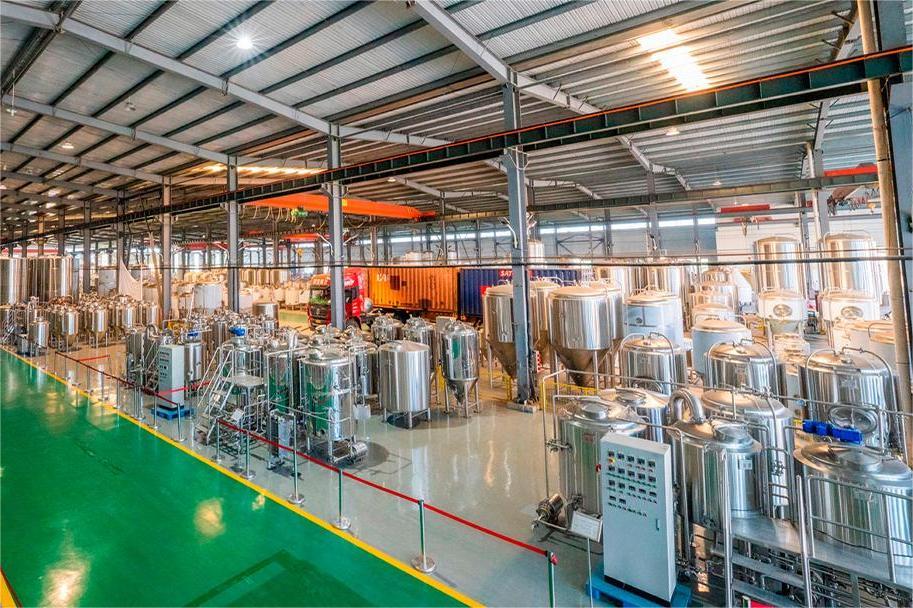 啤酒廠應該怎么做，才能提升釀造產能，降低成本？